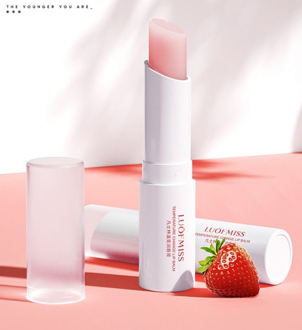 Temperature lip balm with strawberry extract Luofmiss.(23788)